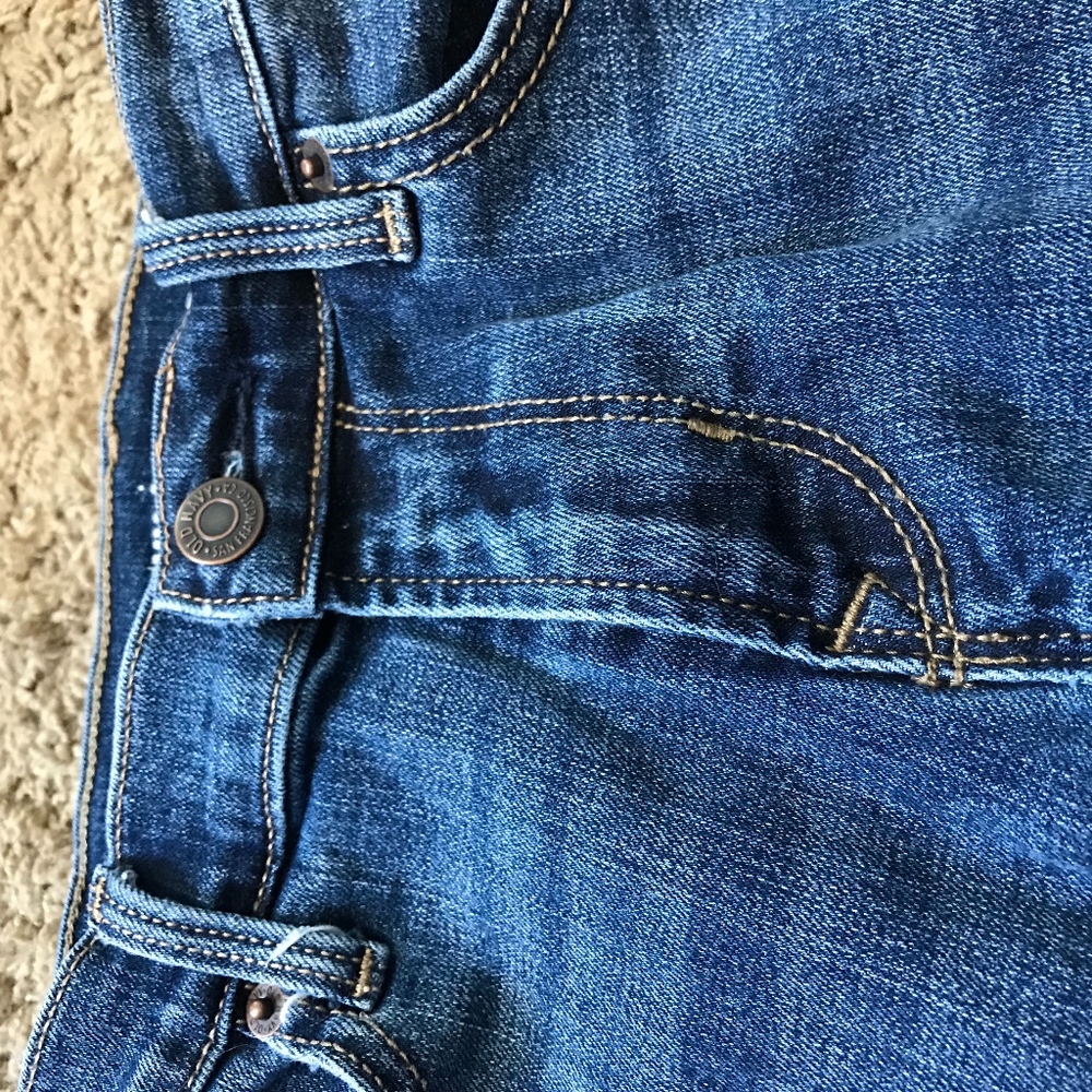 Old Navy Rockstar Jeans Slight Distressing